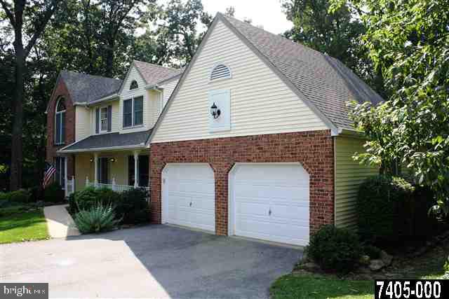 13186 Frank Road New Freedom, PA 17349 - Photo 3 of 25 Gallery Image 3