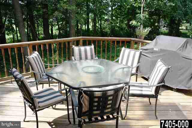 13186 Frank Road New Freedom, PA 17349 - Photo 7 of 25 Gallery Image 7