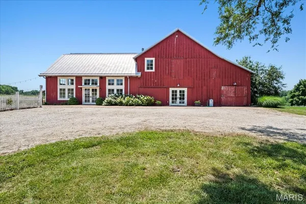 $1,850,000 | 15226 Boone Monument Road, Marthasville, MO 63357