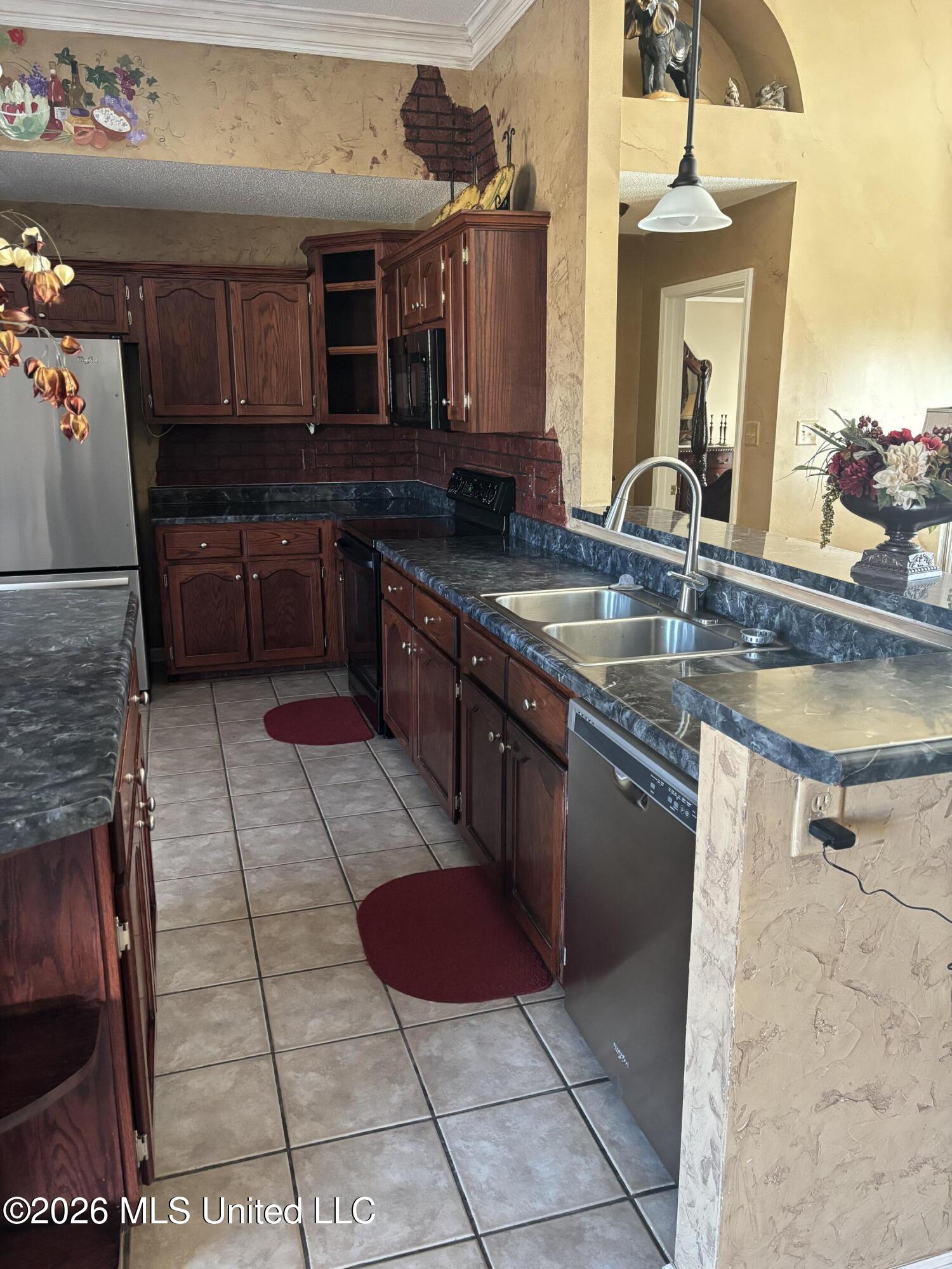 8493 Cross Over Road Southaven, MS 38672 - Photo 13 of 46 IMG_4426