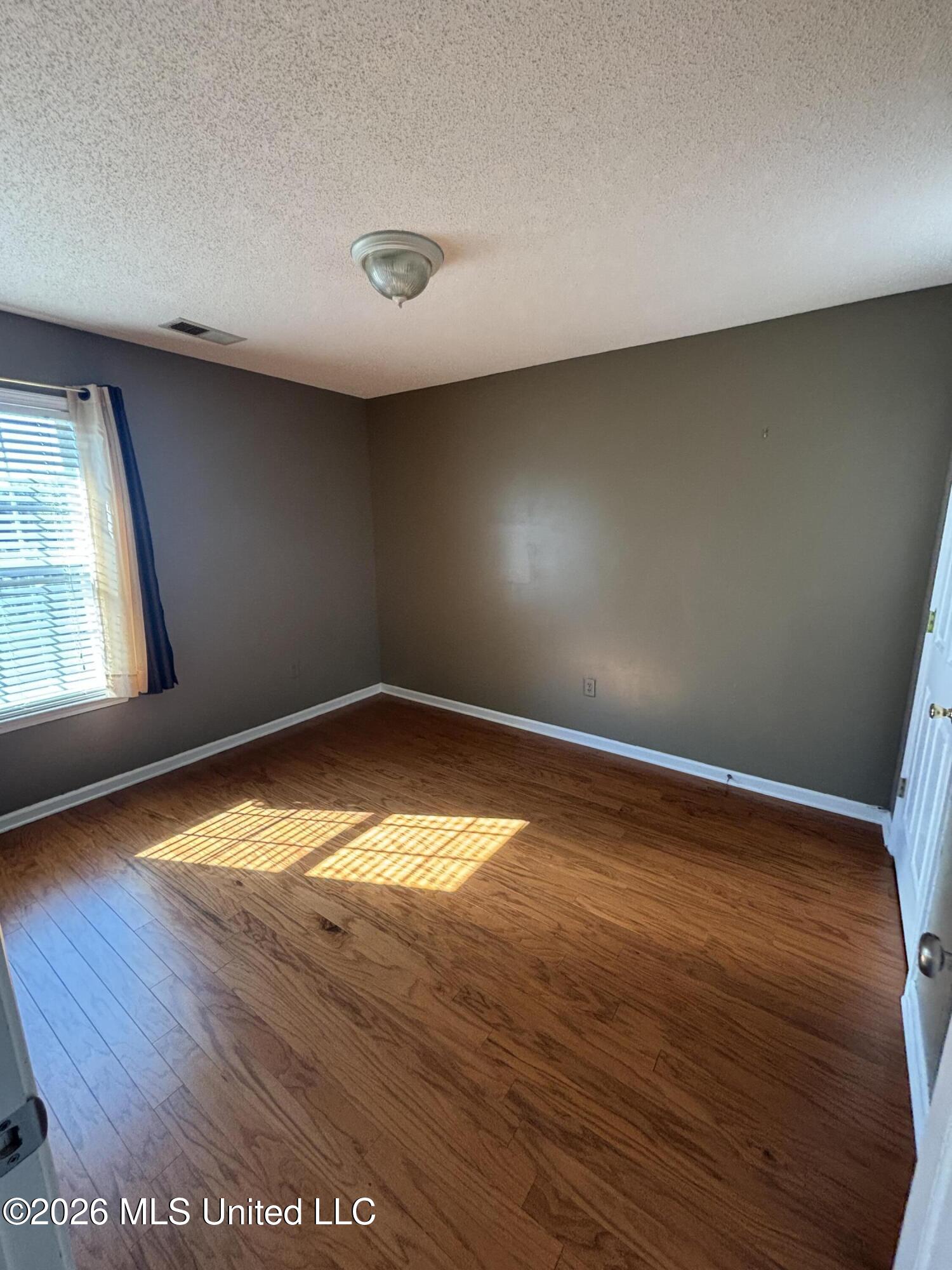 8493 Cross Over Road Southaven, MS 38672 - Photo 32 of 46 IMG_4442