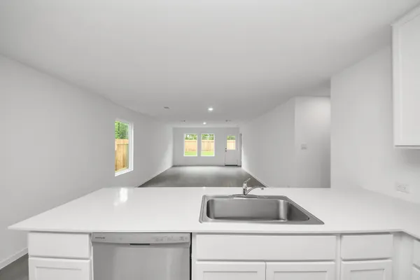 $2,000 | 13499 Sonali Springs Drive, Conroe, TX 77302