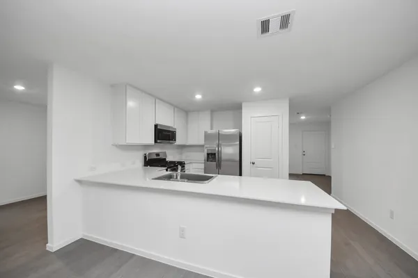 $1,900 | 13499 Sonali Springs Drive, Conroe, TX 77303