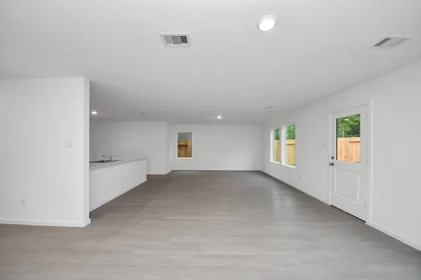 $1,900 | 13499 Sonali Springs Drive, Conroe, TX 77303