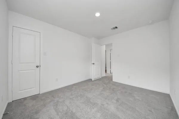 $2,000 | 13499 Sonali Springs Drive, Conroe, TX 77302