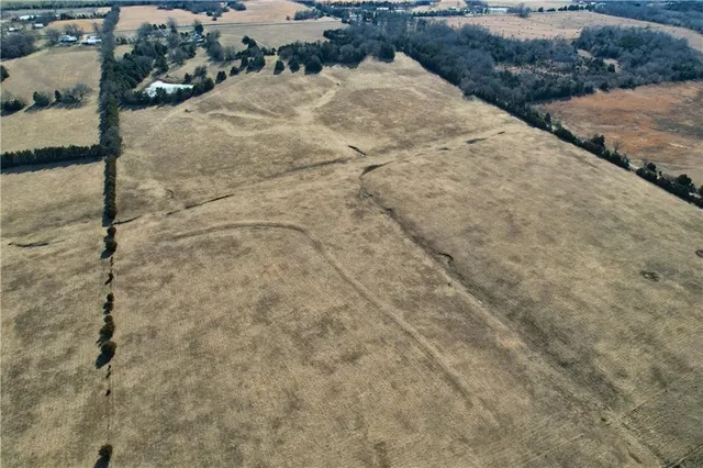 $440,000 | 0 Valley Road, Girard, KS 66743