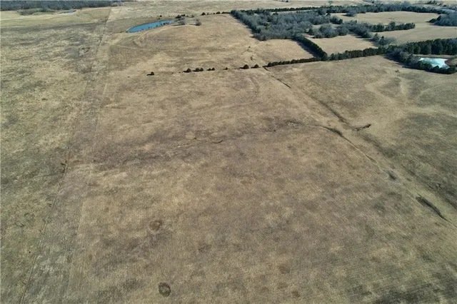 $440,000 | 0 Valley Road, Girard, KS 66743