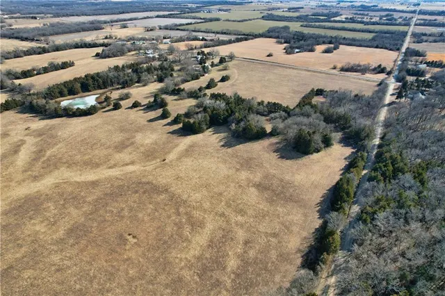 $440,000 | 0 Valley Road, Girard, KS 66743