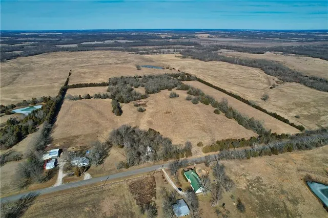 $440,000 | 0 Valley Road, Girard, KS 66743