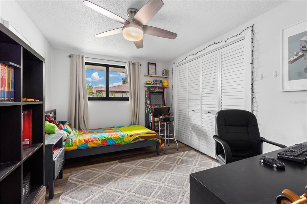 1481 Piedmont Road Venice, FL 34293 - Photo 21 of 52 bed #3