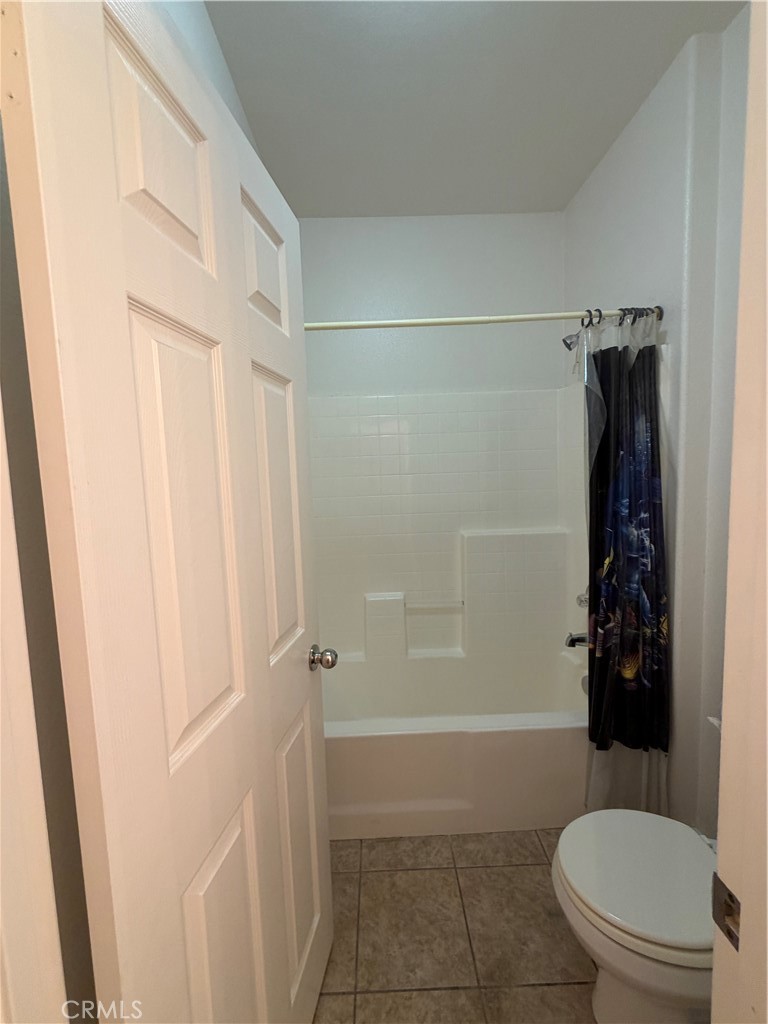 24972 Butterchurn Road Wildomar, CA 92595 - Photo 10 of 45 Guest Bathroom
