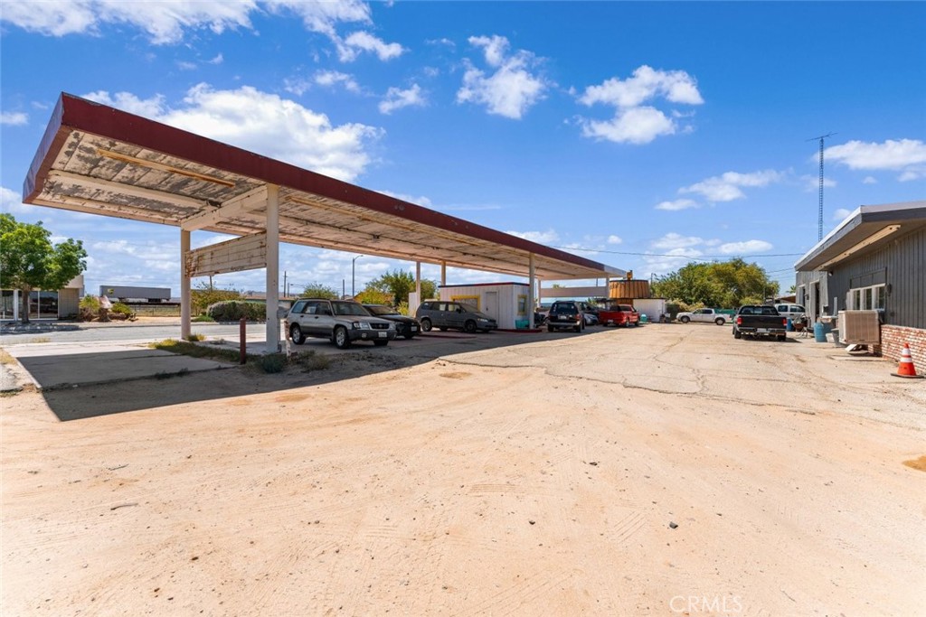 27157 Twenty Mule Team Road Boron, CA 93516 - Photo 18 of 32 a view of street with parked cars