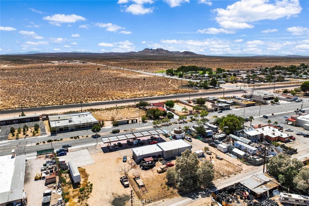 27157 Twenty Mule Team Road Boron, CA 93516 - Photo 31 of 32 a view of city and ocean