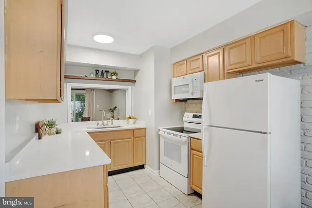 $407,500 | 5925 Minutemen Road, Unit 248, Springfield, VA 22152