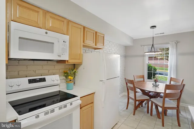 $407,500 | 5925 Minutemen Road, Unit 248, Springfield, VA 22152