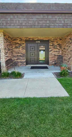 $259,000 | 11136 NW Road, Unit 2C, Palos Hills, IL 60465