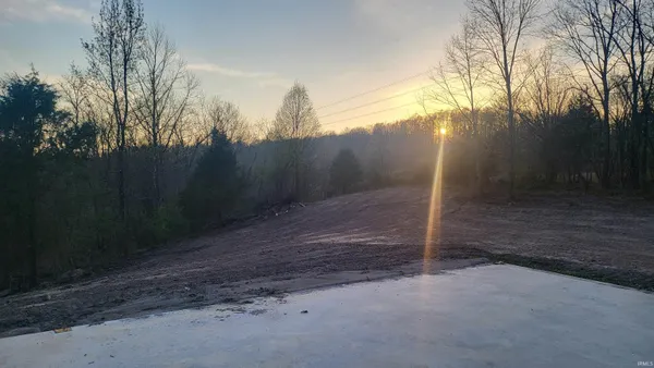 $155,000 | 2500 South Coalmine Road, Bloomfield, IN 47424