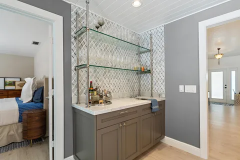 $1,200,000 | 10 Bentwood Road, Palm Beach Gardens, FL 33418