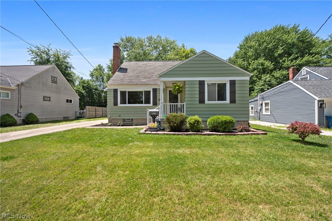 3756 Walter Road North Olmsted, OH 44070 - Photo 1 of 41