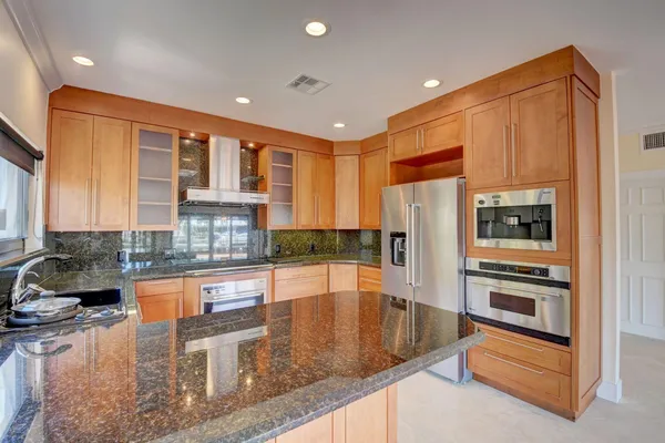 $8,500 | 1121 Bel Air Drive, Unit 4, Highland Beach, FL 33487