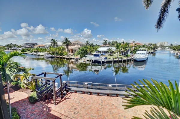 $8,500 | 1121 Bel Air Drive, Unit 4, Highland Beach, FL 33487