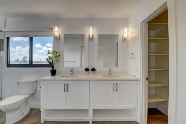 $8,500 | 1121 Bel Air Drive, Unit 4, Highland Beach, FL 33487