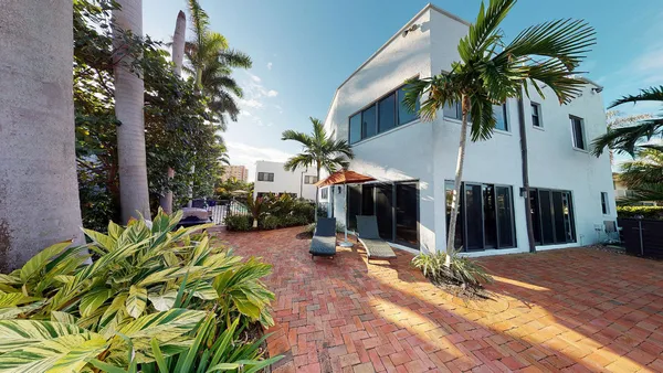 $8,500 | 1121 Bel Air Drive, Unit 4, Highland Beach, FL 33487