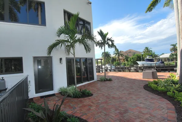 $8,500 | 1121 Bel Air Drive, Unit 4, Highland Beach, FL 33487