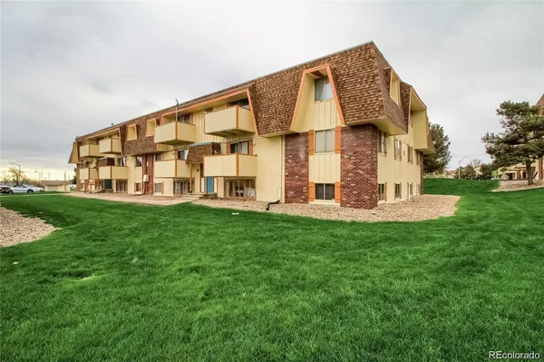 $1,100 | 10211 Ura Lane, Unit 6206, Thornton, CO 80260