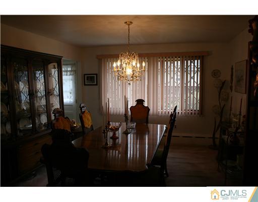 1286 Omaha Road North Brunswick, NJ 08902 - Photo 4 of 11 Gallery Image 4