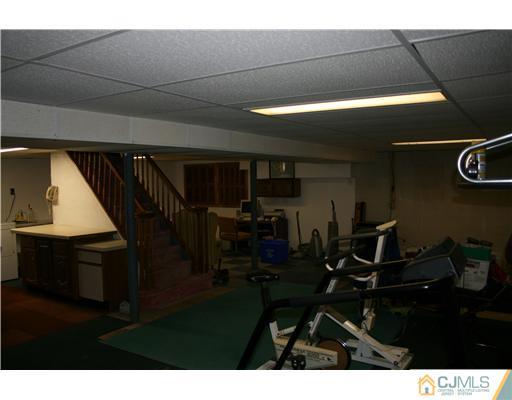 1286 Omaha Road North Brunswick, NJ 08902 - Photo 10 of 11 Gallery Image 10
