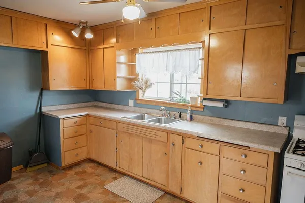 $89,900 | 251 Apple Street West, Trimont, MN 56176