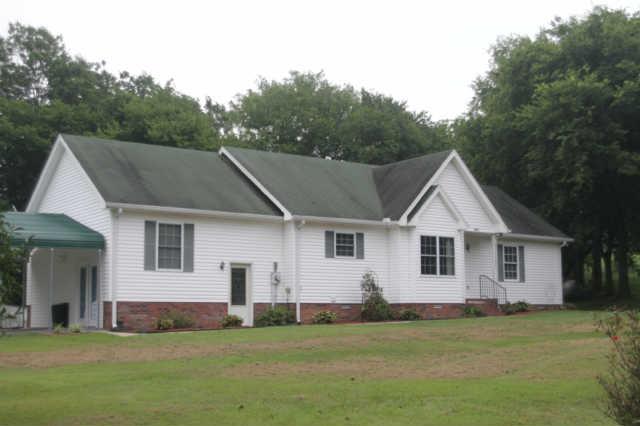 3817 Dobbin Road Springfield, TN 37172 - Photo 2 of 20
