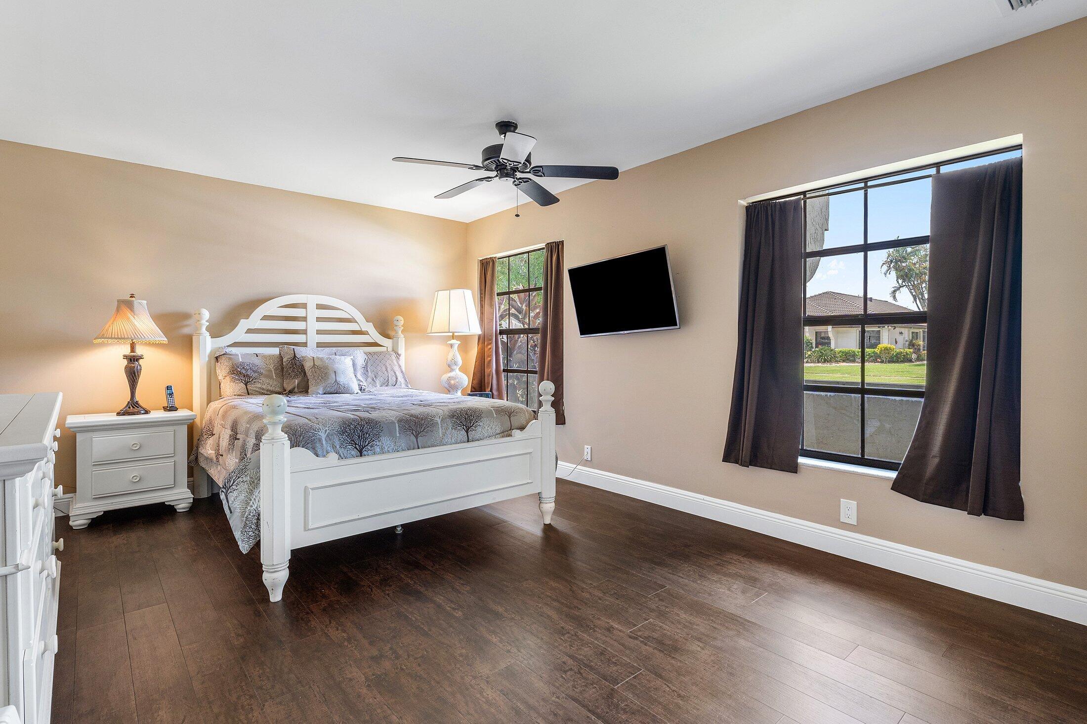 11146 Highland Circle Boca Raton, FL 33428 - Photo 14 of 47 Guest Bedroom