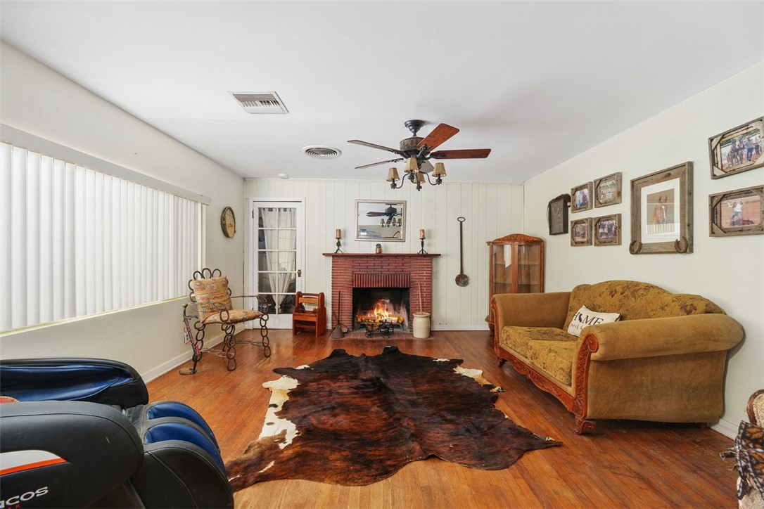 4234 Center Avenue Norco, CA 92860 - Photo 16 of 67