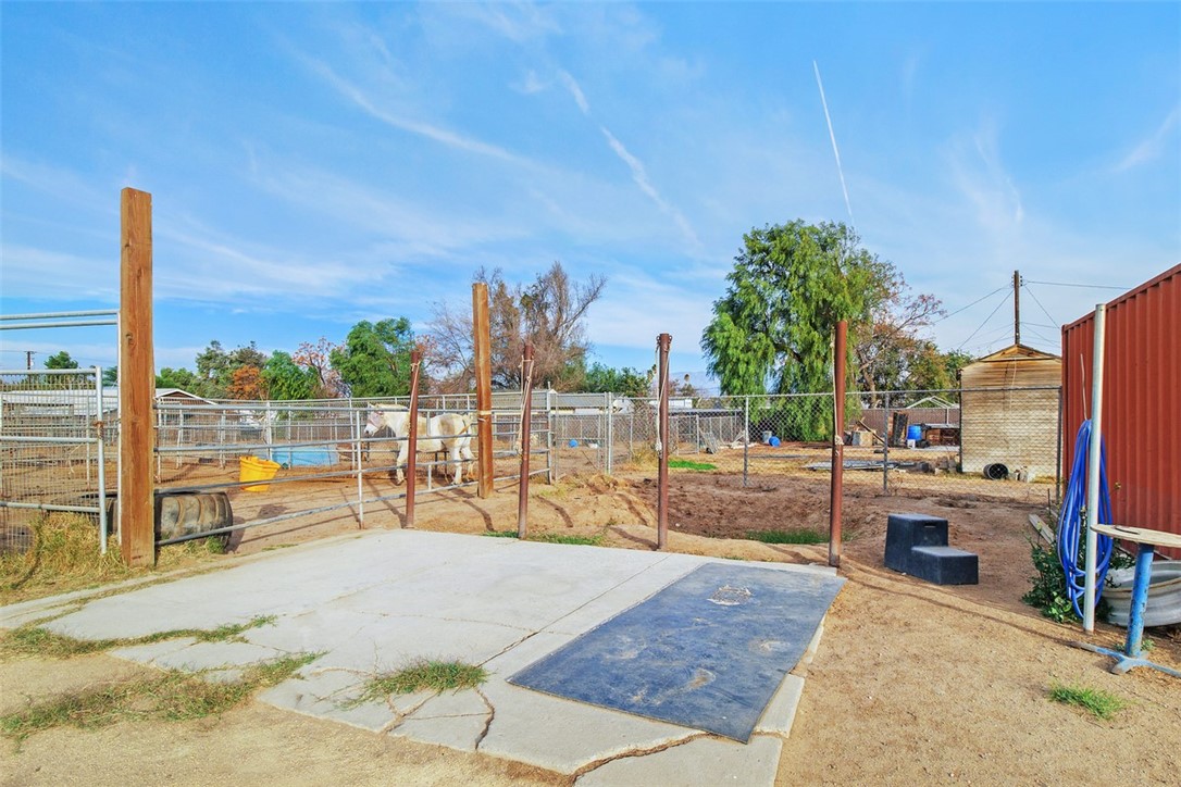 4234 Center Avenue Norco, CA 92860 - Photo 44 of 67