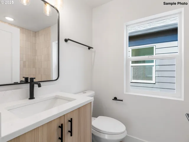 $399,900 | 4376 Northeast Going Street, Portland, OR 97218