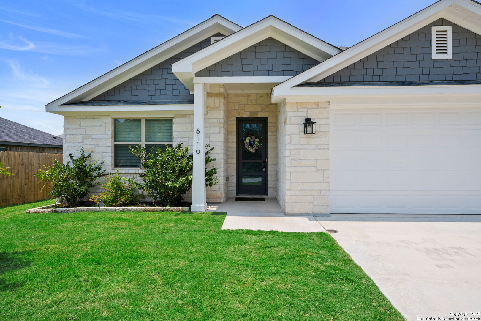 6110 Salerno Street Temple, TX 76502 - Photo 4 of 44 a front view of a house with a yard