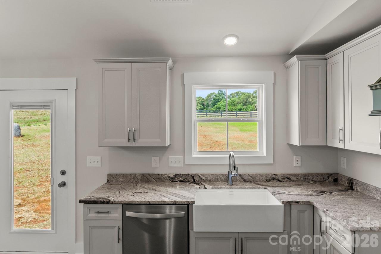 713 Alf Hoover Road Lincolnton, NC 28092 - Photo 13 of 47