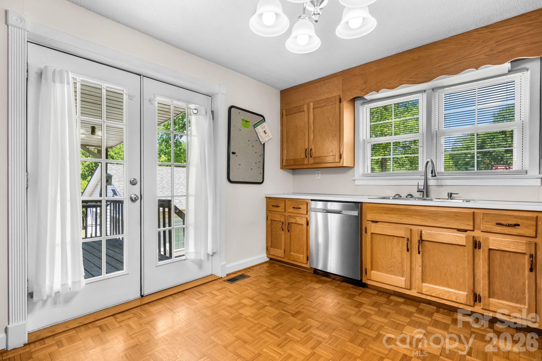 406 Swanson Road Lenoir, NC 28645 - Photo 11 of 33 Gallery Image 11
