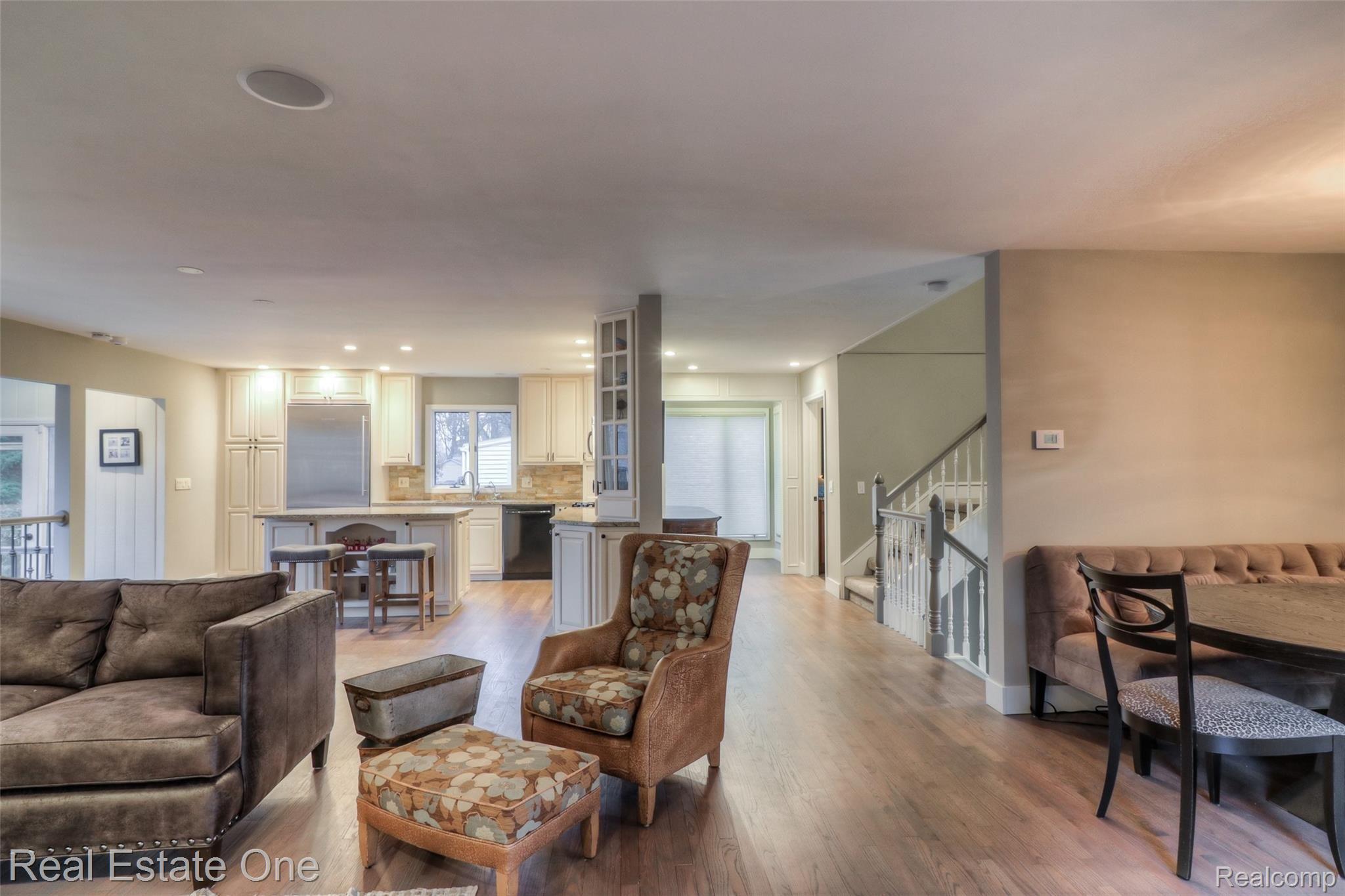 360 Linwood Avenue Rochester, MI 48307 - Photo 5 of 50 360 Linwood_LRT-2019_-9 - Copy.JPG