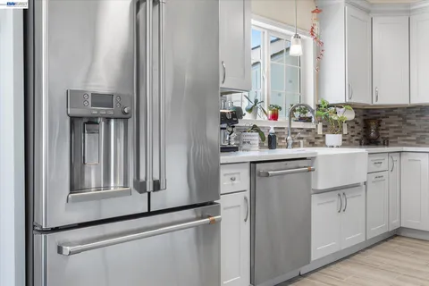 $799,999 | 381 Lexington Avenue, San Leandro, CA 94577