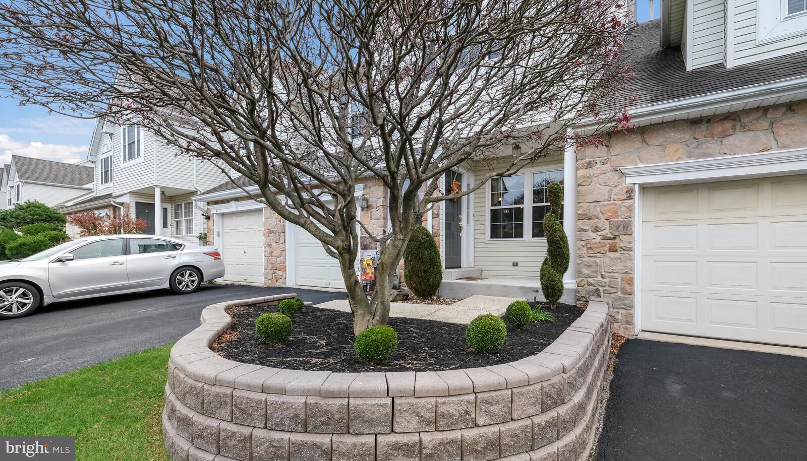 93 Kulp Road West Chalfont, PA 18914 - Photo 2 of 36