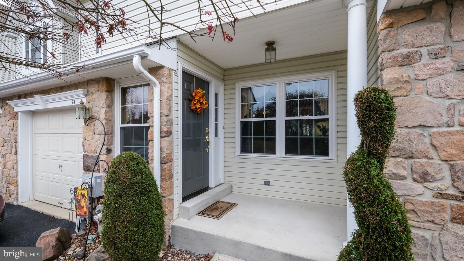 93 Kulp Road West Chalfont, PA 18914 - Photo 4 of 36