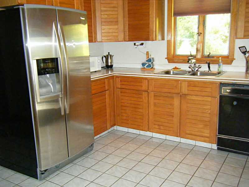 29 Small Pond Road Richmond, RI 02812 - Photo 3 of 23 Kitchen.