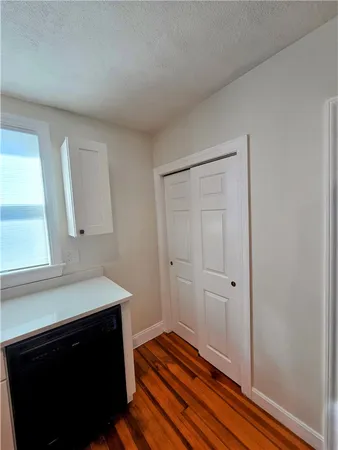 $2,000 | 268 Greenville Avenue, Unit 2, Johnston, RI 02919