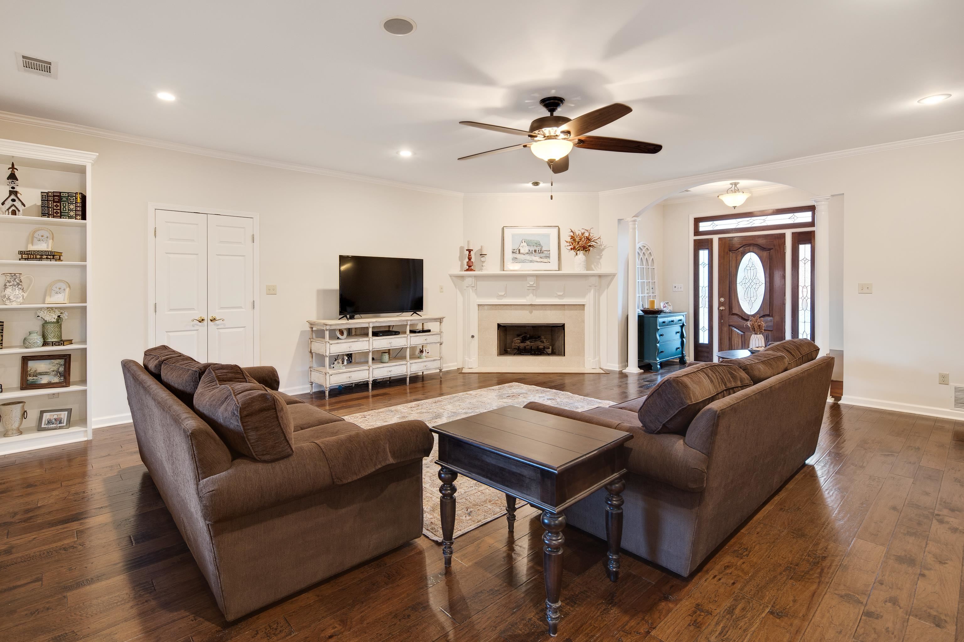 6836 Tree Spring Cove Bartlett, TN 38135 - Photo 3 of 30 Gallery Image 3