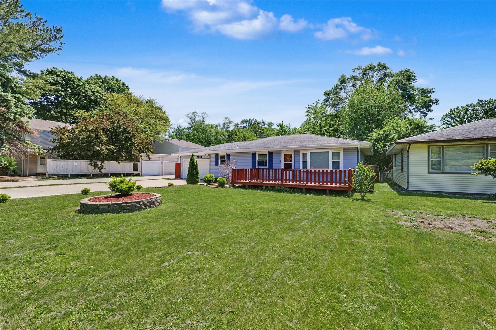 2409 West John Street Champaign, IL 61821 - Photo 4 of 25