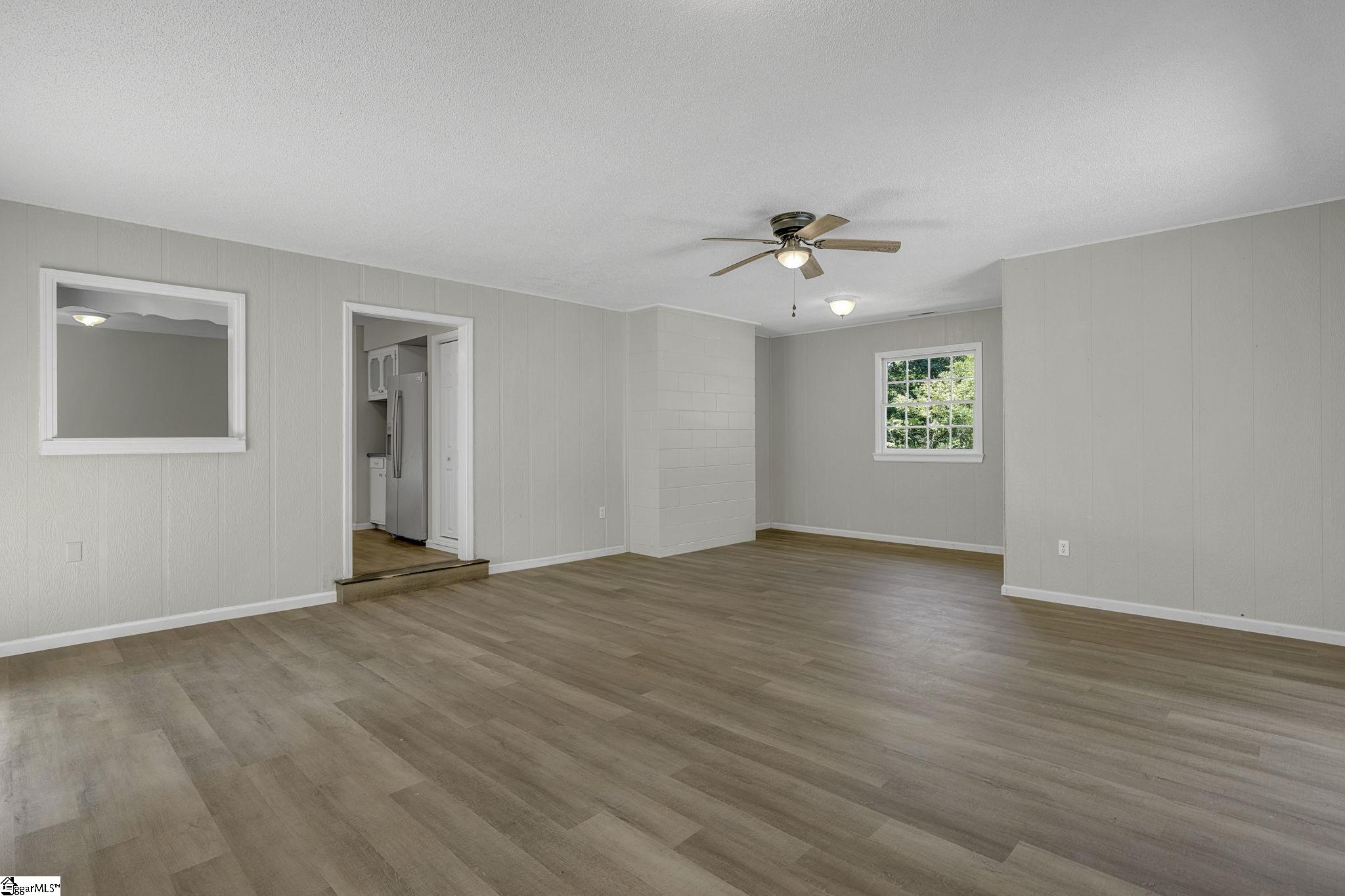 210 Thomas Road Pickens, SC 29671 - Photo 14 of 36
