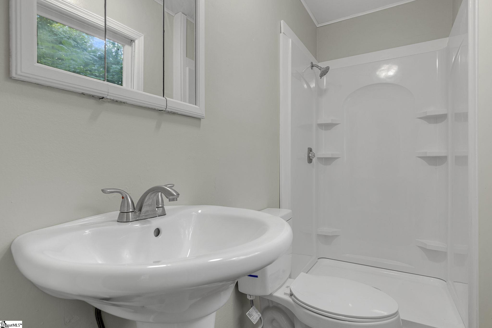 210 Thomas Road Pickens, SC 29671 - Photo 19 of 36